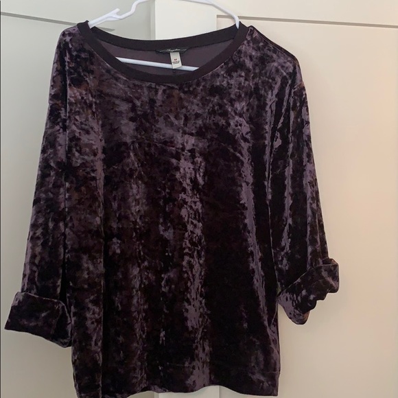 Top - Picture 1 of 1